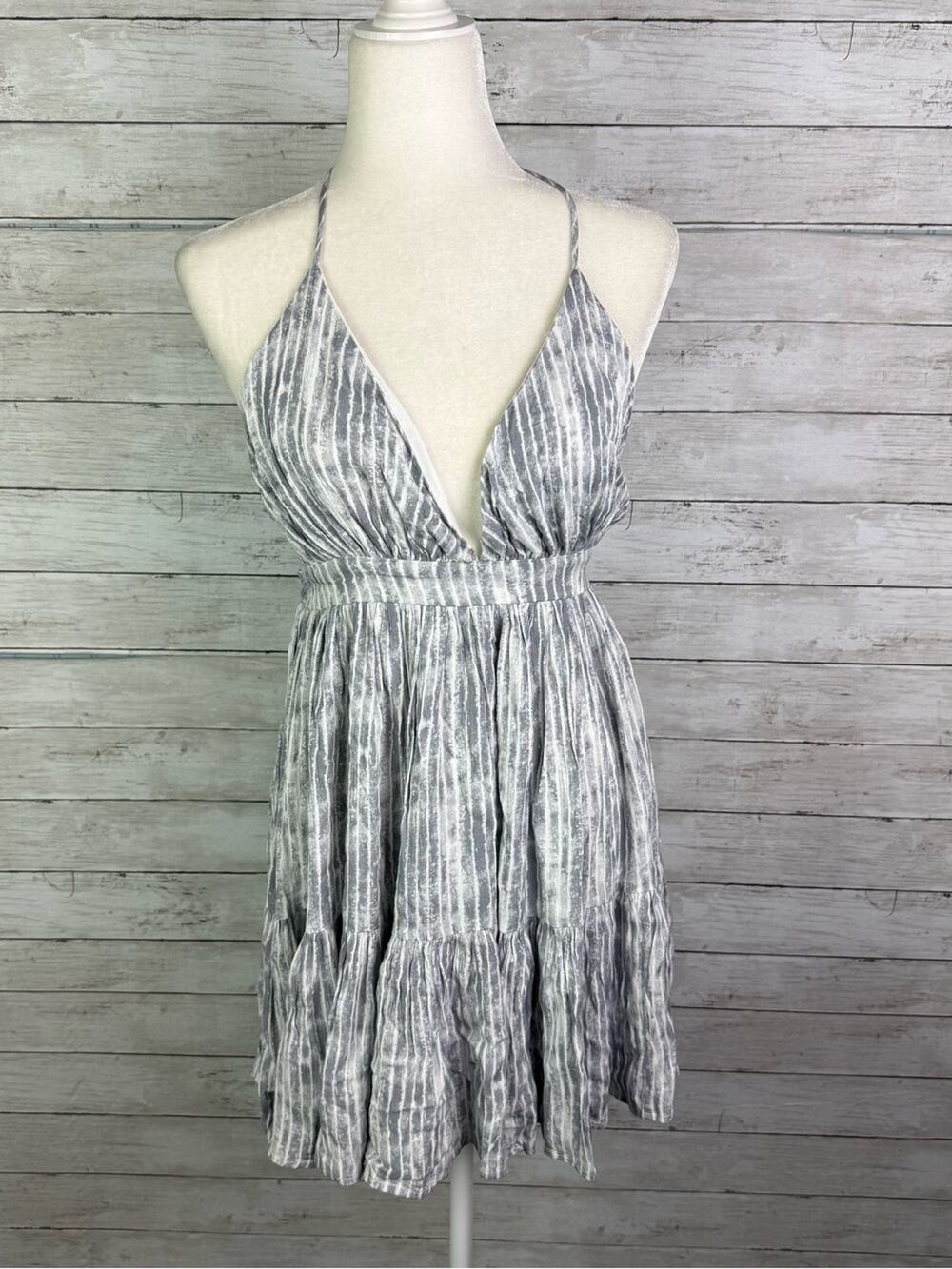 Lovely Day Abstract Print Halter Flare Gray Size Medium